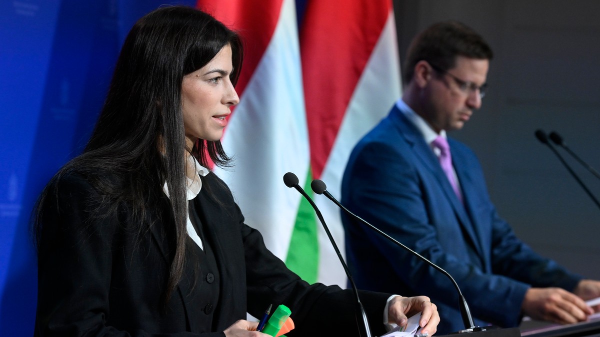 Szokatlan időpontban jönnek a kormány legújabb bejelentései