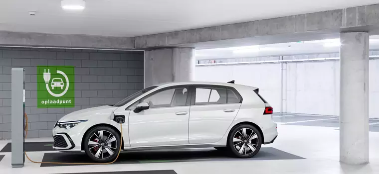 Nowy Volkswagen Golf w dwóch hybrydowych wersjach - GTE i eHybrid