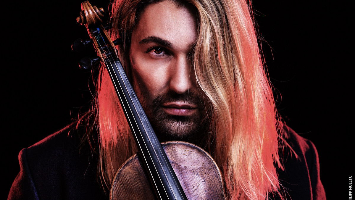 David Garrett 10 grudnia wystąpi w Polsce. Niemiecko-amerykański skrzypek, bijący rekordy popularności wśród fanów muzyki na całym świecie wystąpi w łódzkiej Atlas Arenie. Garrett ma na koncie ponad milion sprzedanych płyt, wysokie miejsca na listach przebojów na całym świecie oraz kontrakt z prestiżową wytwórnią Deutsche Grammophon. Podczas koncertu można będzie ponadto zakupić liczne gadżety związane z artystą.