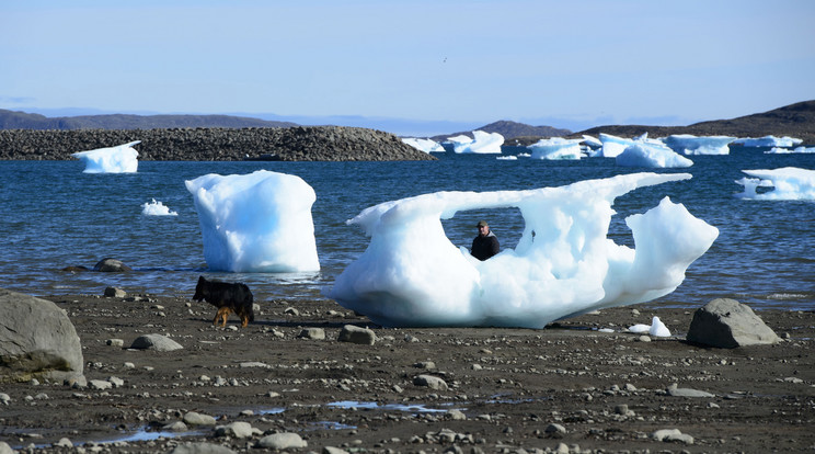 A globális felmelegedés ráteszi a bélyegét a sarki jégsapkákra. /Fotó:NorthFoto