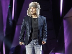 Jacek Stachursky we własnej interpretacji legendarnego przeboju grupy Dżem. Posłuchaj 'Kim jestem - jestem sobie'