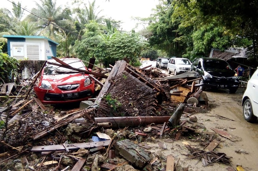 tsunami, Sunda, Indonezja