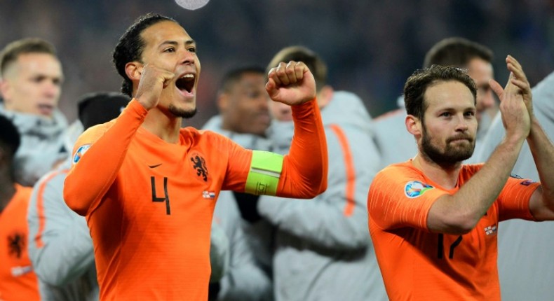 Netherlands captain Virgil van Dijk (L) has withdrawn from the side to play Estonia on Tuesday for personal reasons