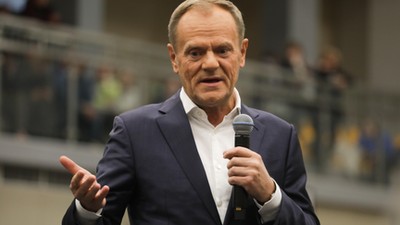 Donald Tusk na spotkaniu w Piasecznie