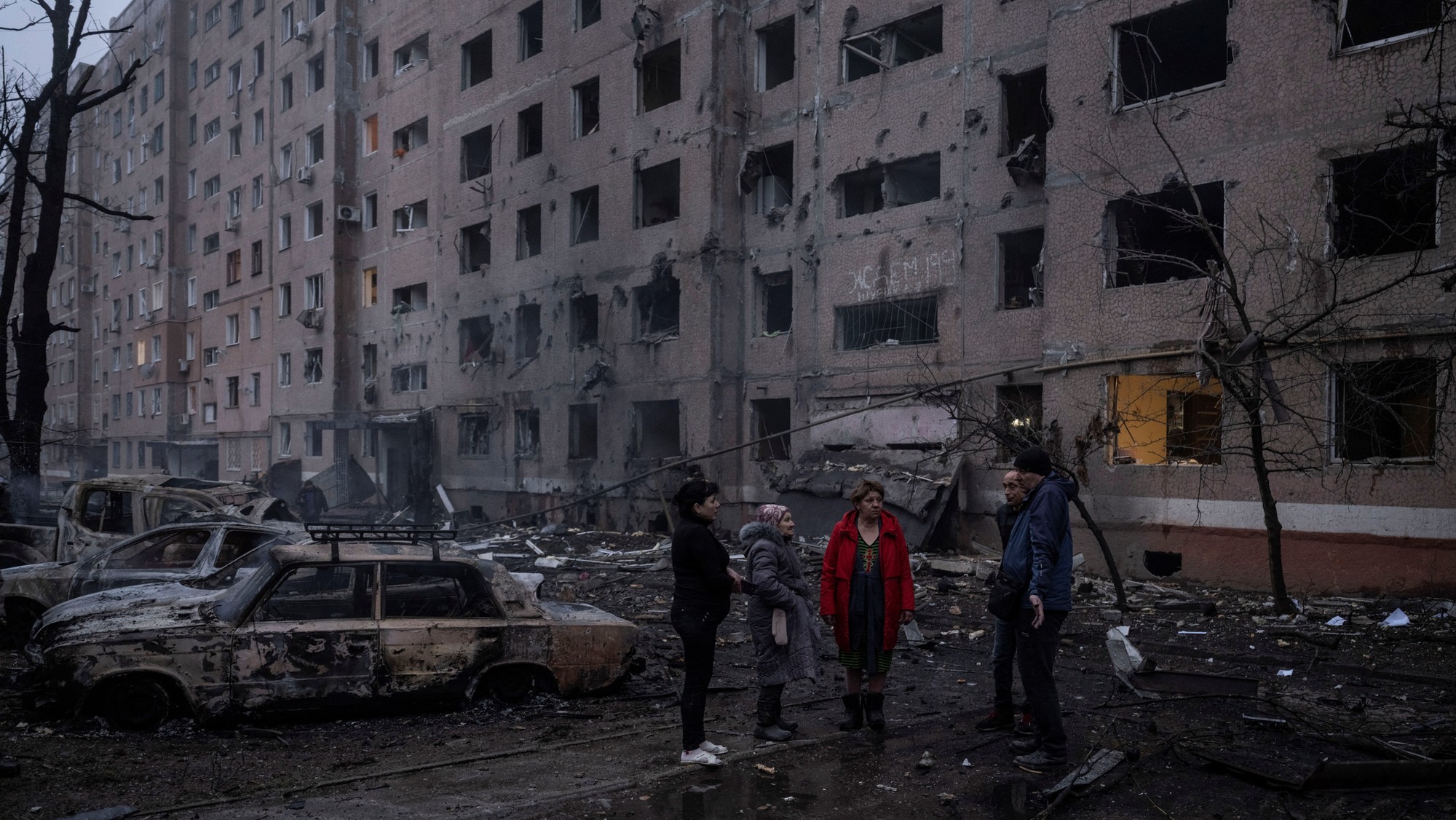 Následky ruského útoku na ukrajinské mesto Kramatorsk.