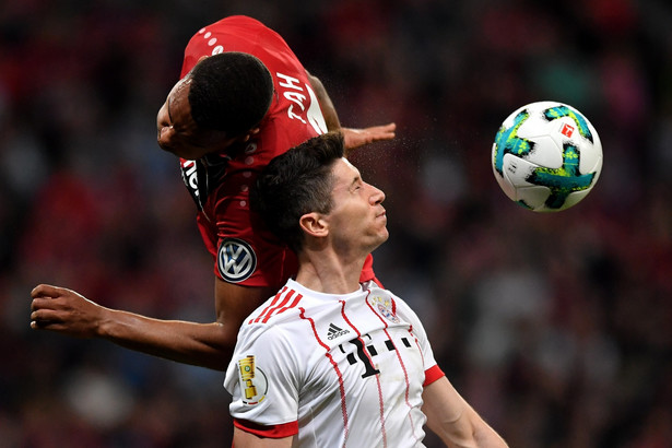Lewandowski strzelił dwa gole w Pucharze Niemiec. Bayern awansował do finału