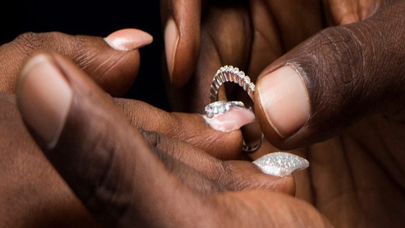FG reduces fees for Statutory Marriage in Nigeria. [Independent]