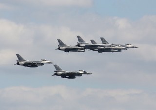 Uroczysta defilada z okazji Święta Wojska Polskiego: 1,5 tysiąca żołnierzy, czołgi, wyrzutnie, samoloty