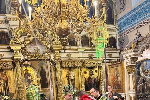 (FOTO) Veljka Ražnatovića pričestio bivši Cecin duhovnik u Moskvi: Na praznik Cveti otišao u crkvu