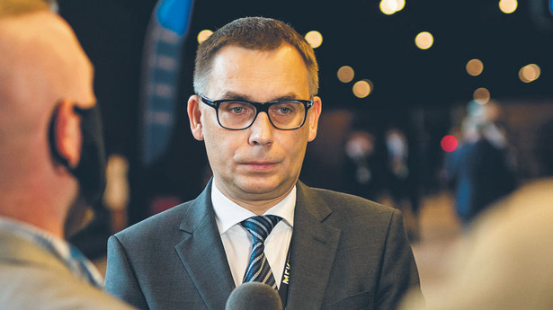 Wojciech Kuśpik chce, by stacjonarne EKG odbyło się pod koniec maja albo we wrześniu
