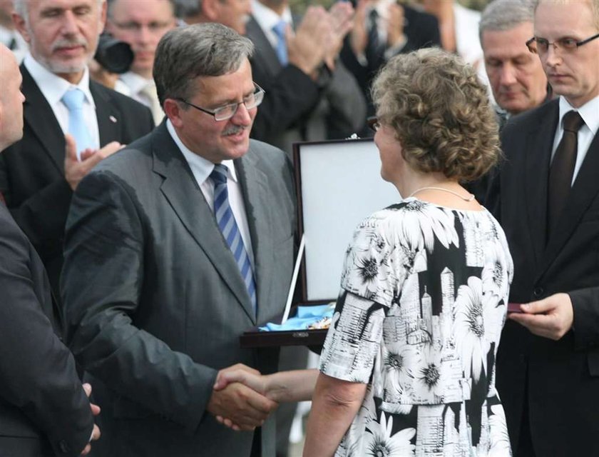 Wpadka Kancelarii Prezydenta. Wręczyli medal wnuczce ks. Skorupki!