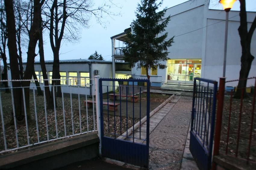 Dete je prestalo da diše u vrtiću "Dečji lug" u Malom Mokrom Lugu