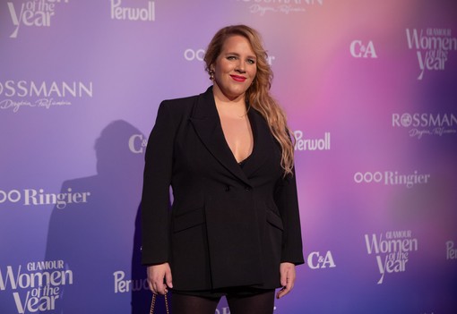 Borbély Alexandra, Nyári Dia és Tóth Vera Greta Garbo nyomában jártak a GLAMOUR Women of the Year gálán - Glamour