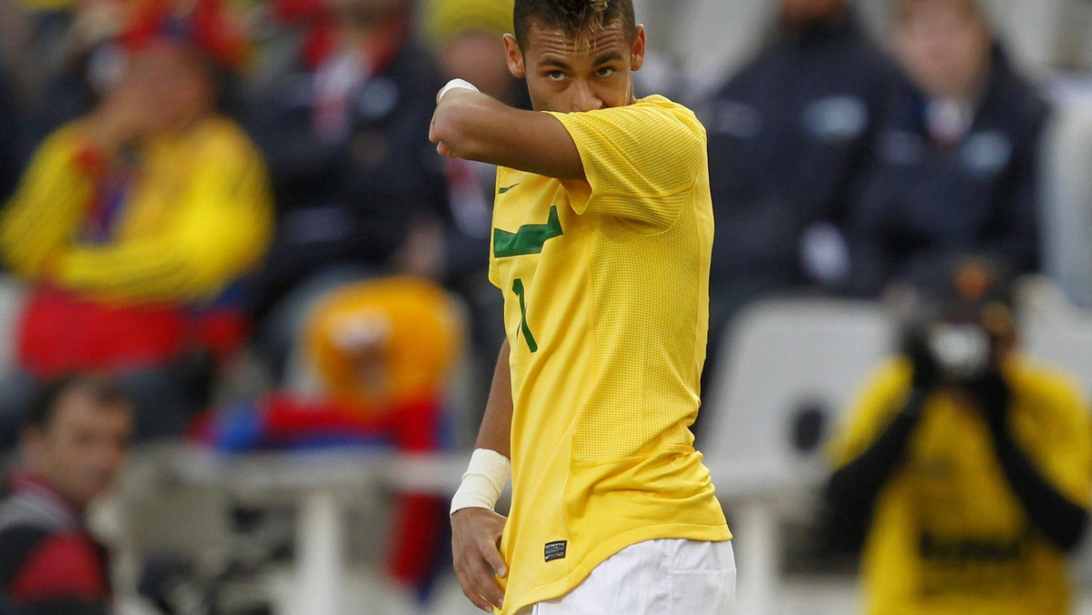 W ostatnich dniach media donosiły, że Santos zawarł z Barceloną porozumienie, na mocy którego Neymar przeniósłby się do katalońskiego klubu w 2013 roku. Brazylijski klub wydał specjalne oświadczenie, w którym zdementował te doniesienia.