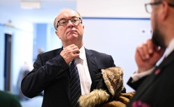 "Krwawa komuna" kontra "pisowskie komuszki". Pawłowicz i Czarzasty wymienili uprzejmości