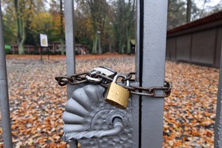 Biznes liczy straty po zamknięciu cmentarzy