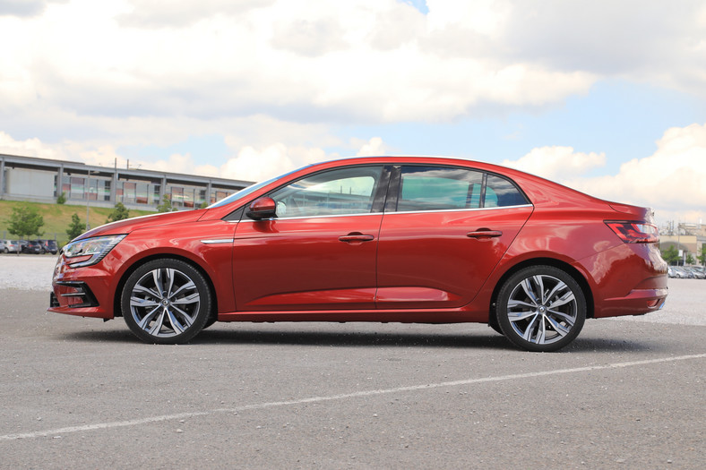 Renault Megane GrandCoupe TCe 140 EDC