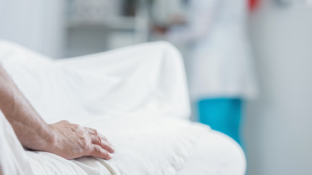 Lekárov prekvapila príčina smrti staršieho muža. (ilustračné foto)