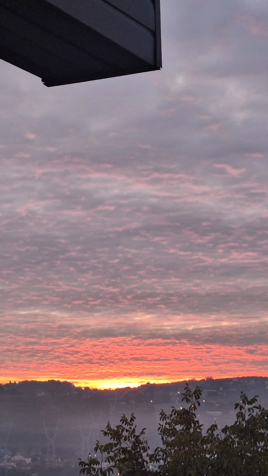 Velika razlika u temperaturi vazduha dovodi do različitog prelamanja svetla - kaže meteorolog Ristić