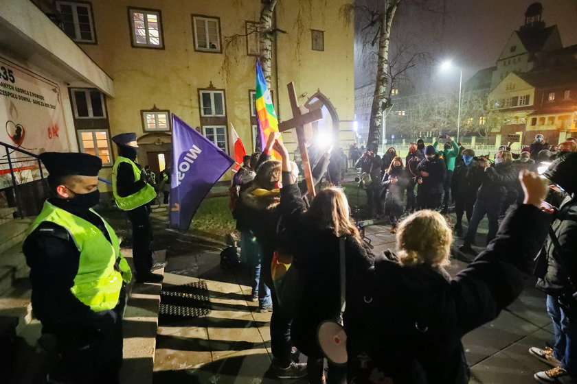 Trybunał Konstytucyjny opublikował uzasadnienie wyroku ws. aborcji. Protesty w Polsce