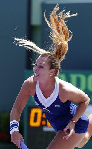 Seksowna Słowaczka znów ograła Agnieszkę Radwańską