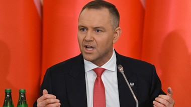 awantura o unijne pożyczki na program safe. prezydent nawrocki postawił warunki