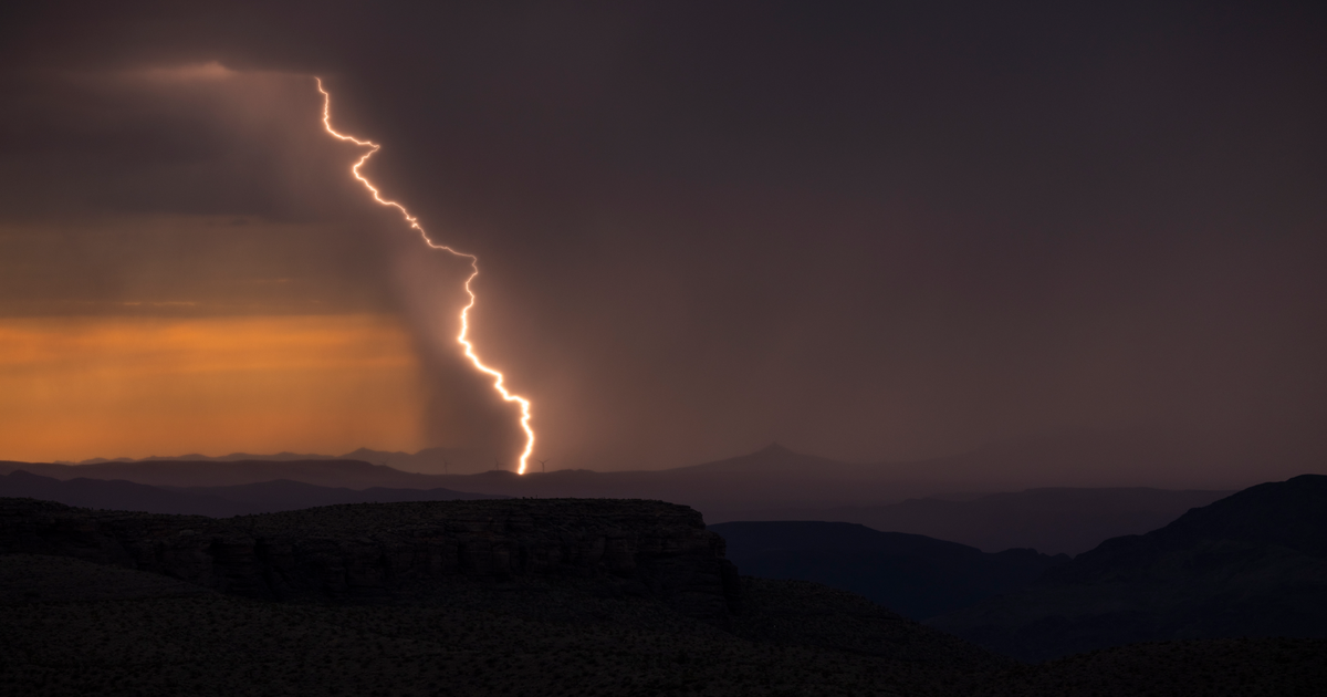 Grand-Canyon-evacuato-incendio-Dragon-Bravo-fuori-controllo