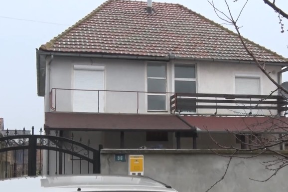 UČESNIK ELITE IMA OGROMNU KUĆU I IMANJE Nije godin