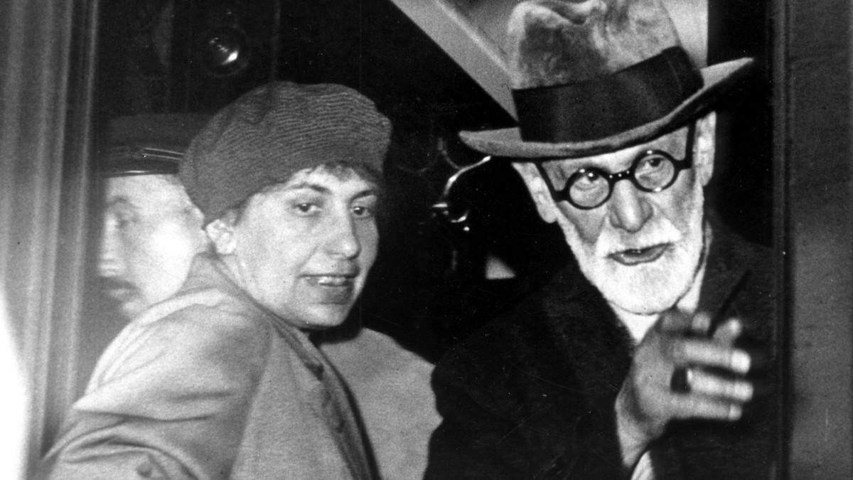 Sigmund Frojd bio je neobjašnjivo vezan za ćerku Anu, nanevši nepopravljivu štetu njenoj psihi