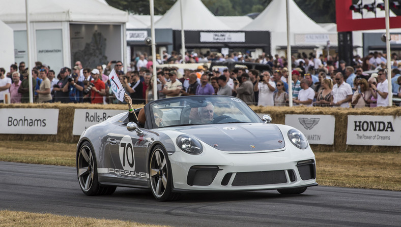 70 lat Porsche – parada w Goodwood