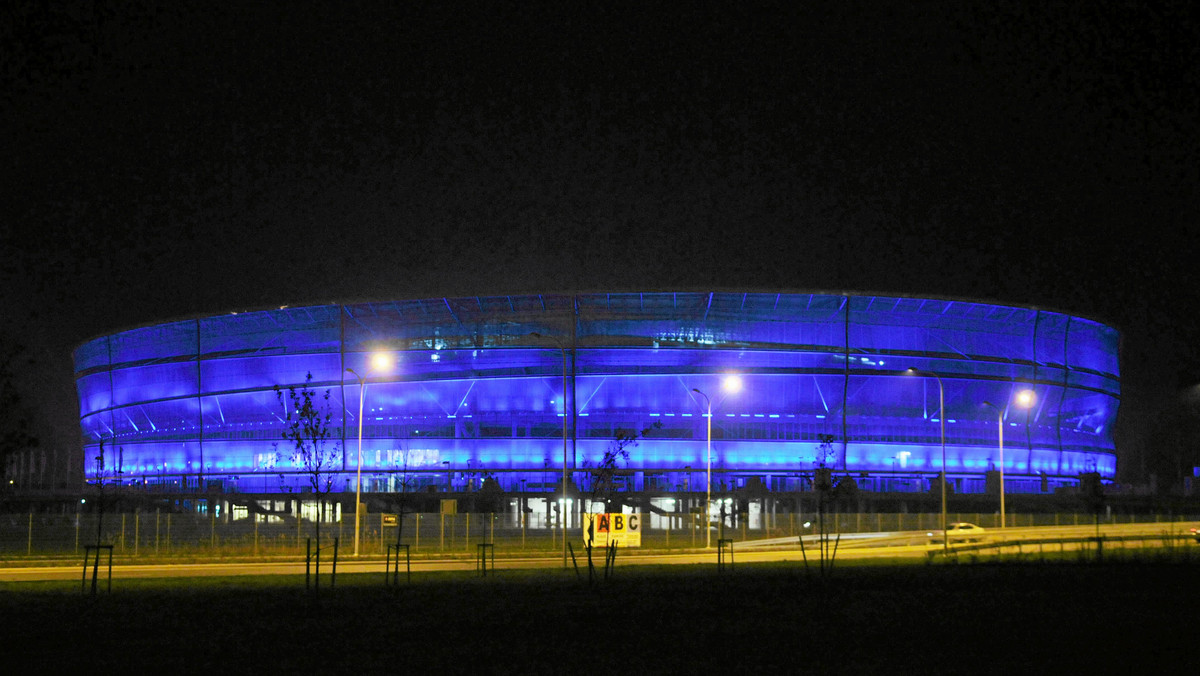 "MMWrocław": We Wrocławiu pokaz iluminacji stadionu będziemy oglądać 2 i 3 kwietnia.