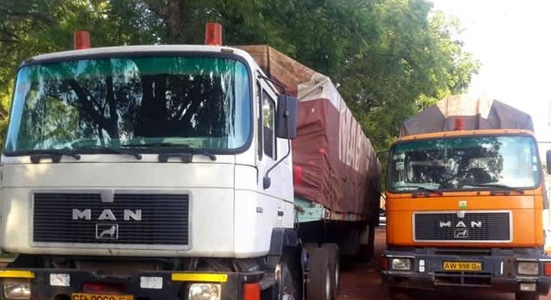 Assistant Commissioner of the Ashanti Regional Division of GRA, Kwesi Ahiakpor, said one of the arrested truck was carrying spare parts valued at GHC20, 000, while the other truck carried wax print estimated at GHC750, 000.