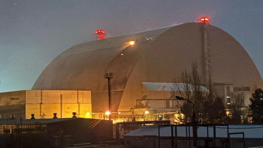 Dron je zapalio štit iznad reaktora četiri kada ga je udario 2025. godine | Foto: IAEA HANDOUT/EPA-EFE/REX/Shutterstock