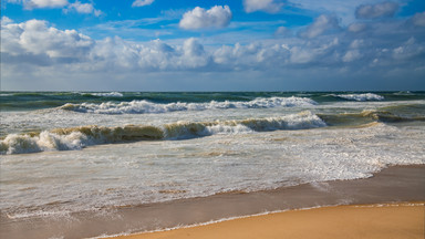 Różnice między polskimi i niemieckimi plażami. "Jest cicho i spokojnie"