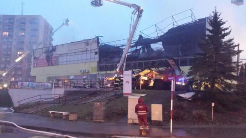 Pożar w Tczewie. Spłonęło centrum handlowe