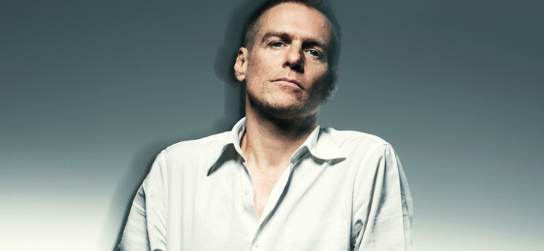 Bryan Adams wspomaga supermodelkę