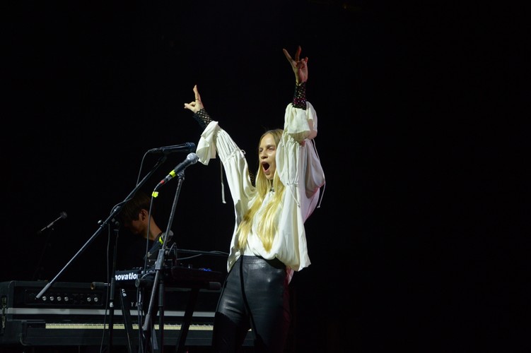 Mary Komasa na targach Co Jest Grane, Warszawa, 26 listopada 2016