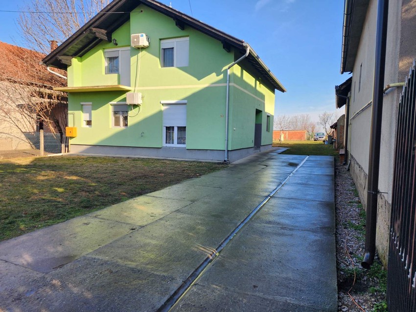 Porodična kuća Zorana Gole 