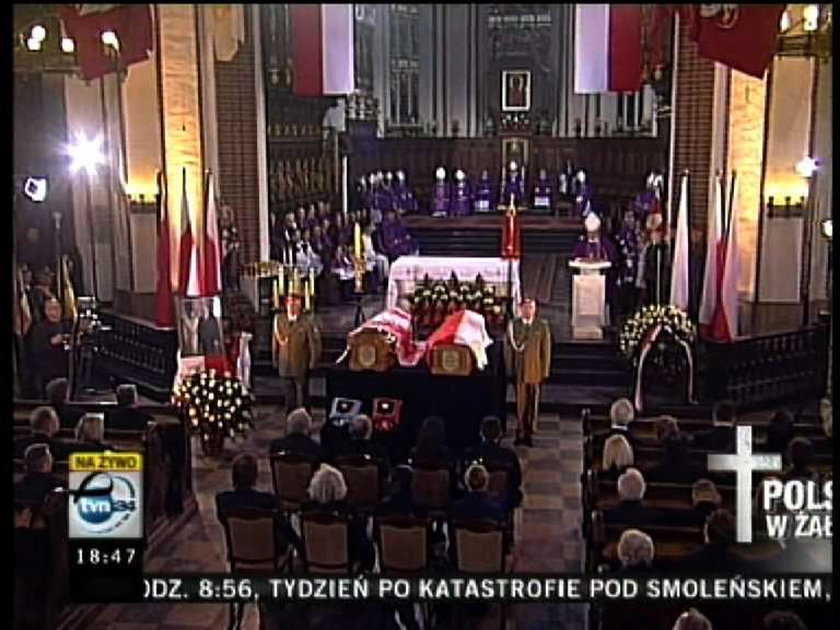 Jarosław Kaczyński, płacz, msza, katedra, prezydent, śmierć