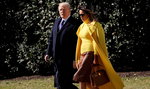 Melania znów zakpiła z Trumpa? Wymowne nagranie 