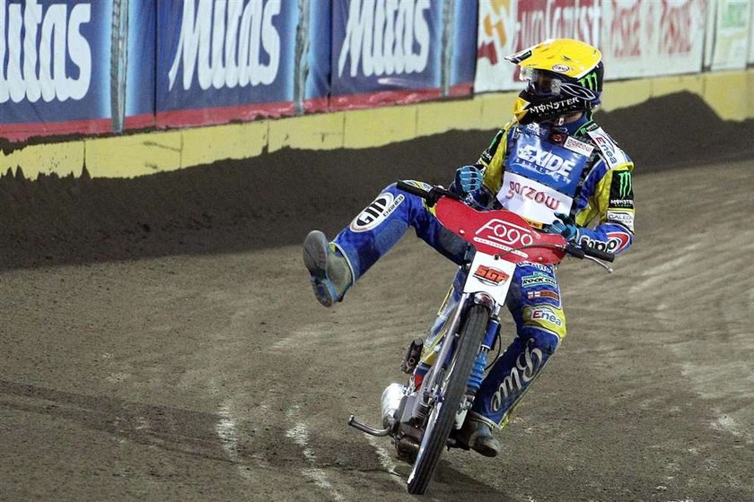 Tomasz Gollob mimo wcześniejszego narzekania na tłumiki, świetnie pojechałw Grand Prix w Lesznie