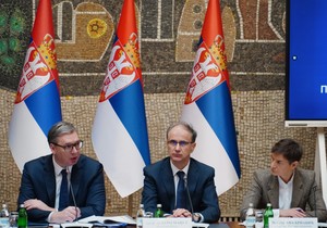 Aleksandar Vučić, Đuro Macut, Ana Brnabić