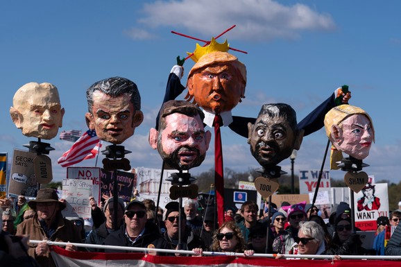 (VIDEO) MASOVNI PROTESTI PROTIV TRAMPA Buknulo u američkim gradovima, desetine hiljada ljudi na ulicama: "Dosta nam je haosa"