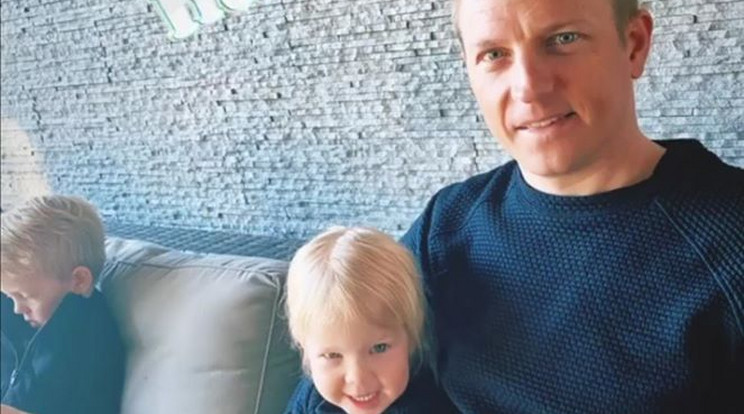 Kimi Räikkönen sok időt tölt lányával és kisfiával