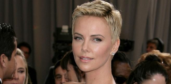 Charlize Theron - zarobiła 15 mln dol.
