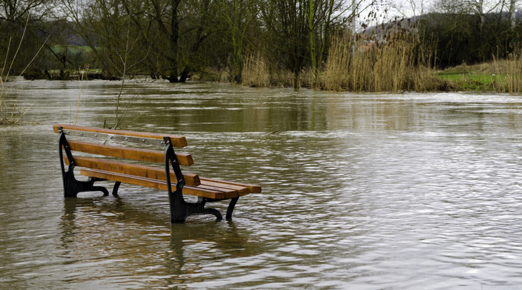 A jakartai árvíz további áldozatokat követel /Illusztráció: Northfoto