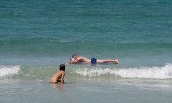 Hiszpania wyrzuca turystów. Przylecieli bez zezwolenia