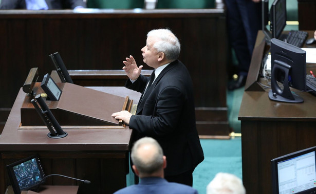 Postkomunizm umarł. Niech żyje postkomunizm... "Kaczyński stosuje schematy, które wymyślił na początku lat 90."