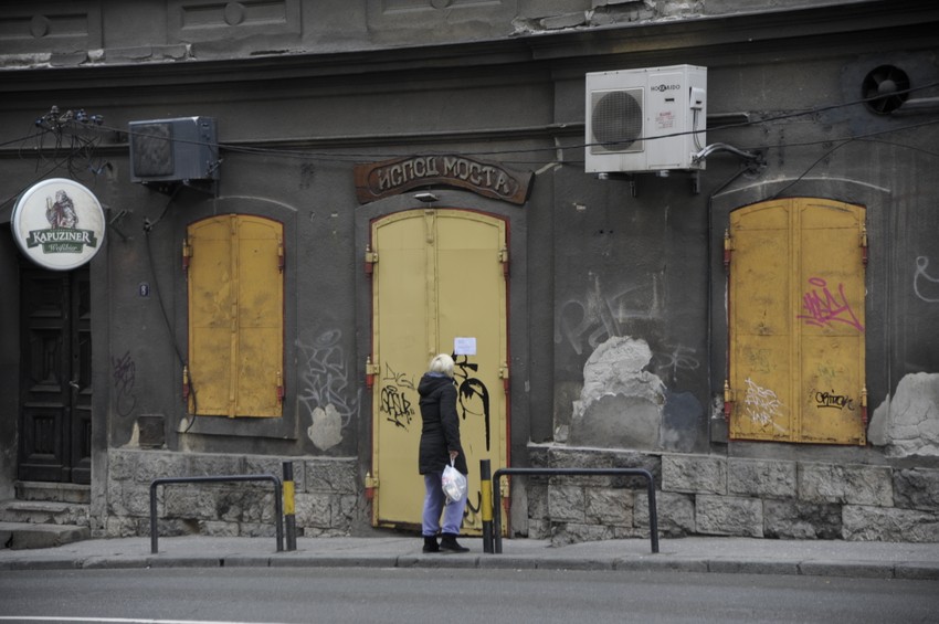 Lokal je jutros bio zapečaćen