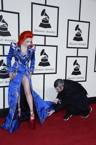 Najzabawniejsze zdjęcia z Grammy 2016: Lady Gaga